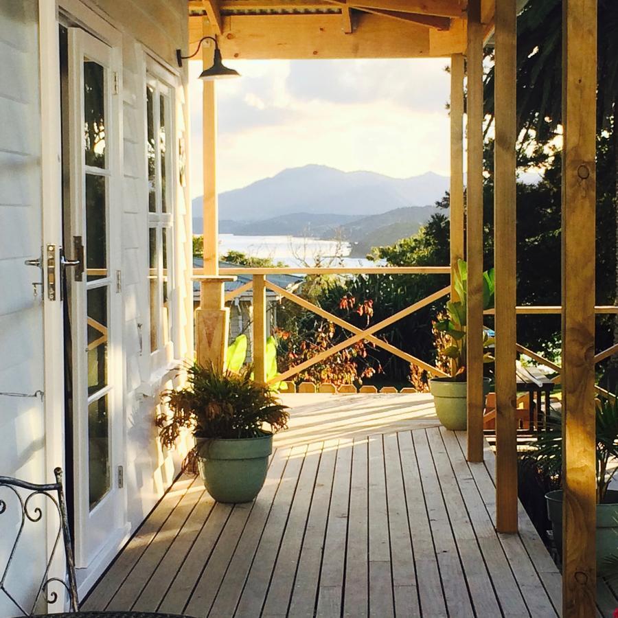 Marriners Luxury Guesthouse Rawene Exterior photo
